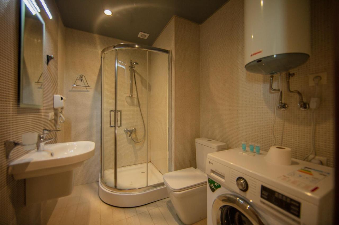 Tower Apartments Batumi Eksteriør billede