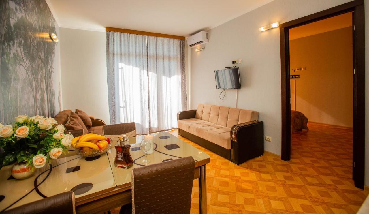Tower Apartments Batumi Eksteriør billede
