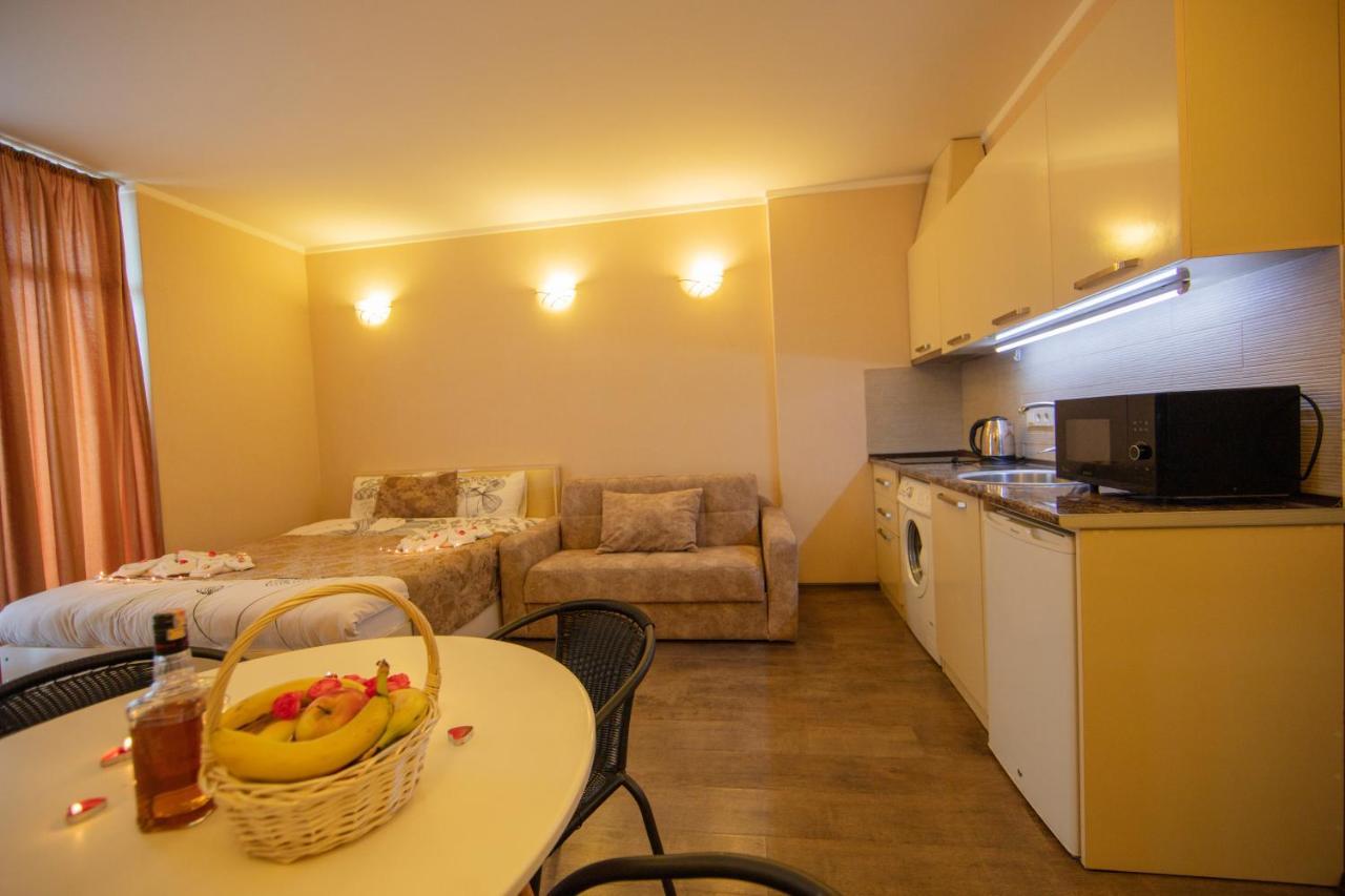 Tower Apartments Batumi Eksteriør billede