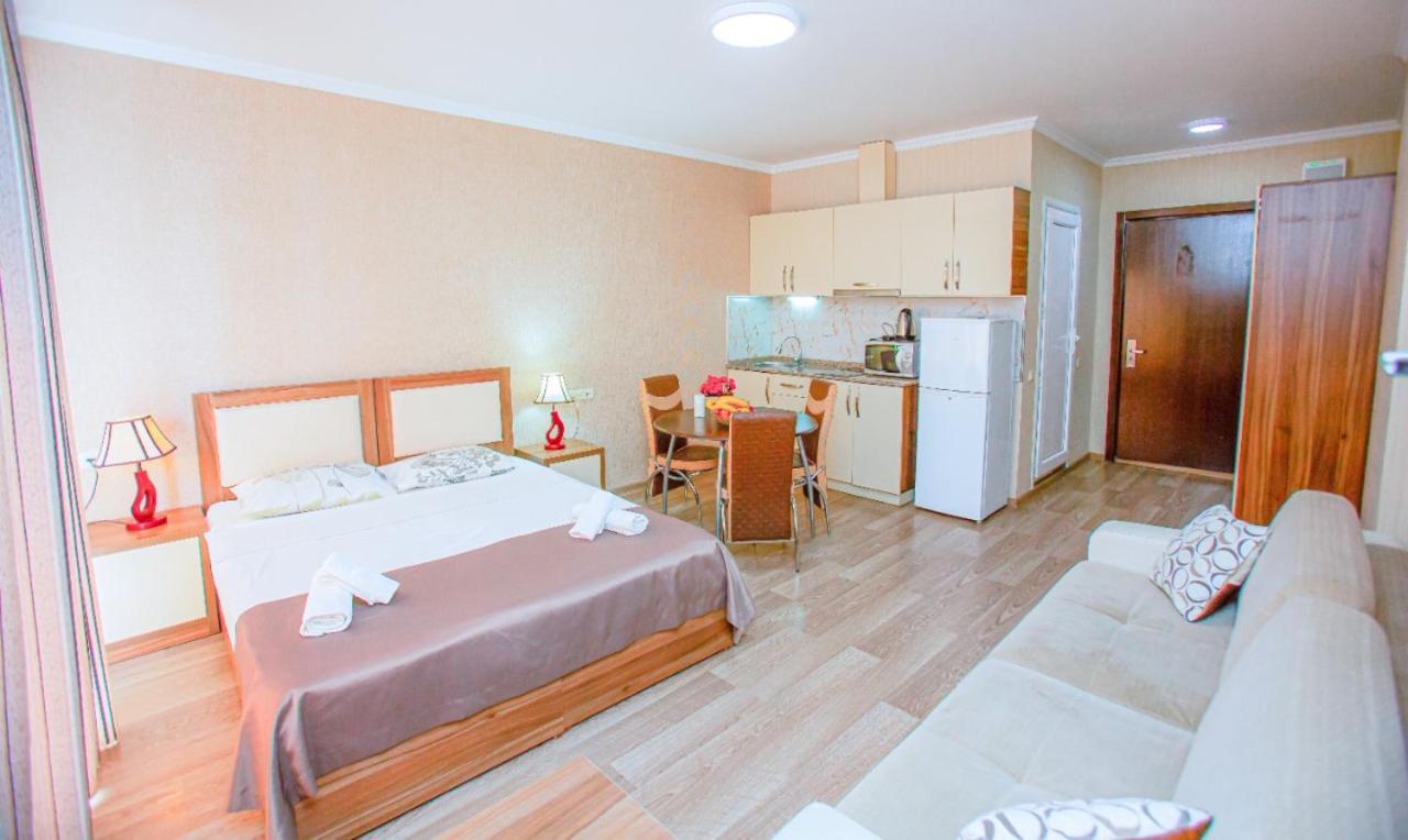 Tower Apartments Batumi Eksteriør billede